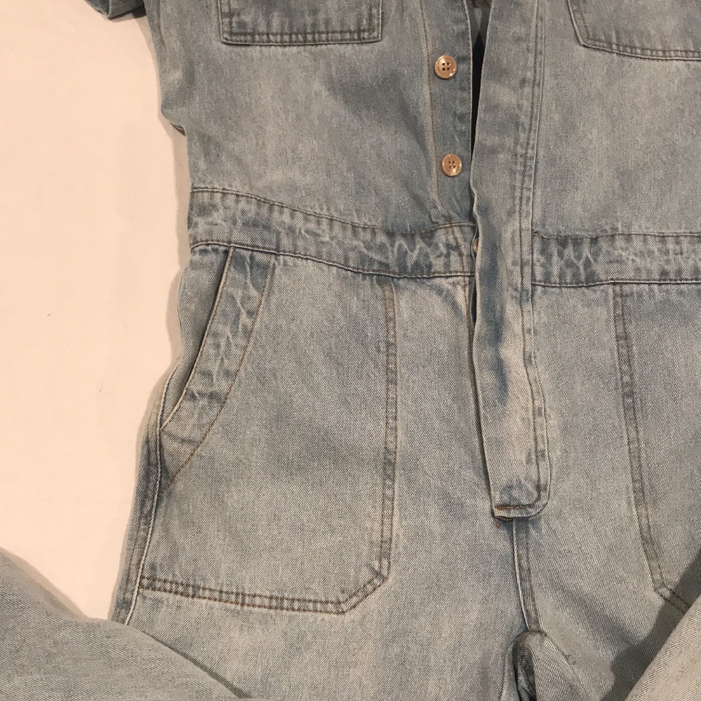 Dressed In LALA “Willa Denim Jumpsuit” Short Sleeve Pockets S/M - Picture 6 of 16